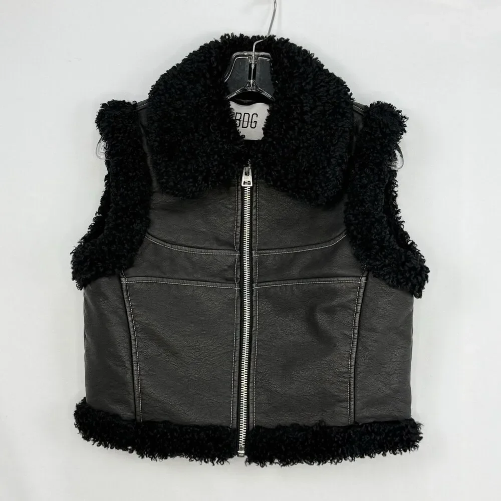 BDG /Urban Outfitters Donald Faux Leather Sherpa Moto Vest NWOT Size S-P Black